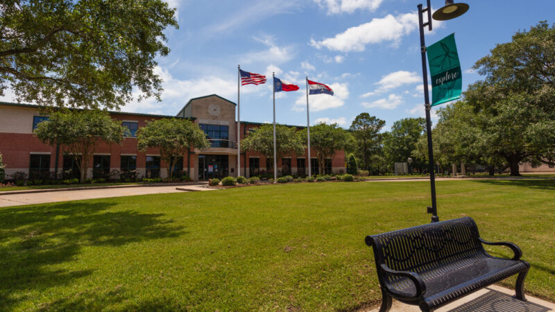 An image of a state building in friendswood texas